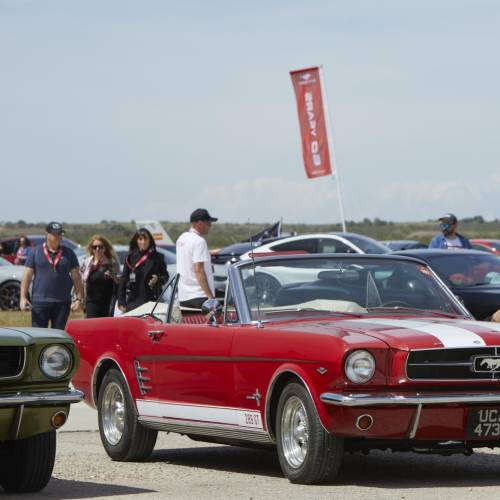 Más de 170 Mustang se dieron cita el sábado para celebrar su 60 aniversario