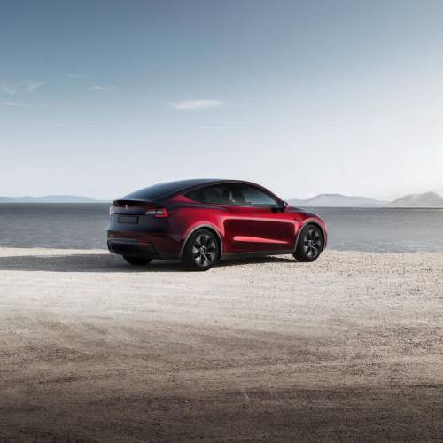 Tesla lanza el Model Y de siete plazas en España y electrifica el segmento familiar