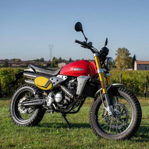 Fantic Caballero 125 Scrambler: Diseño retro, espíritu moderno