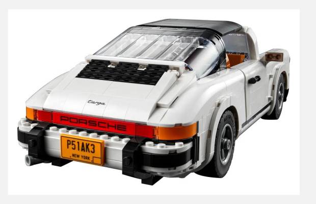 $!El Porsche 911 Targa de Lego