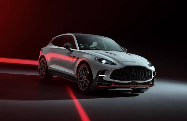 Aston Martin DBX S