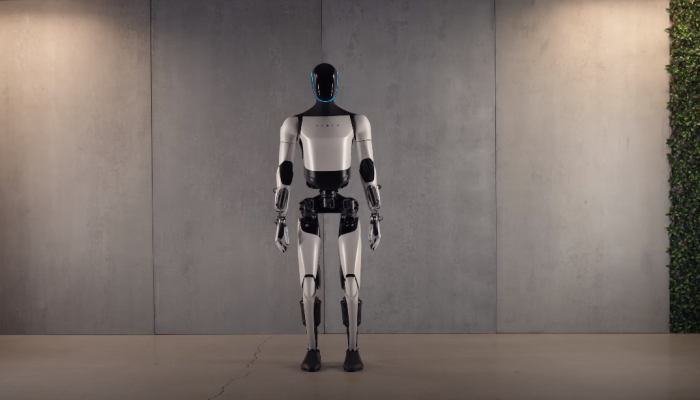 Optimus, el robot humanoide de Tesla, ya trabaja en una de sus fábricas
