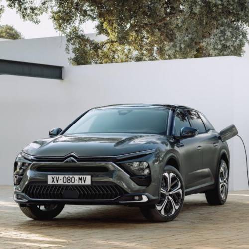 Citroën lanza un nuevo motor híbrido enchufable para el C5 X
