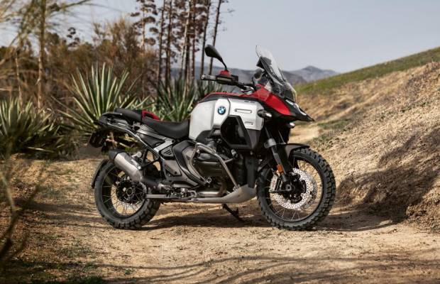 BMW R 1300 GS Adventure: Redefiniendo las maxitrail