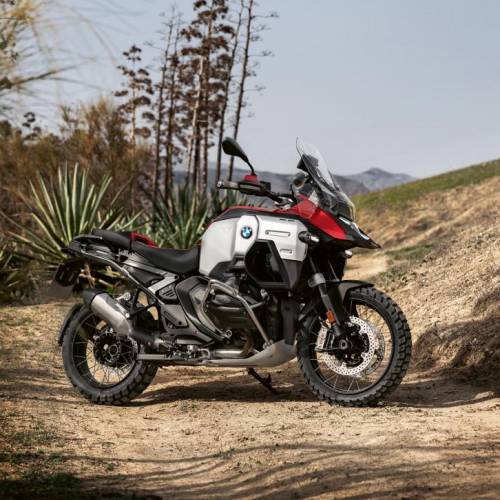 BMW R 1300 GS Adventure: Redefiniendo las maxitrail