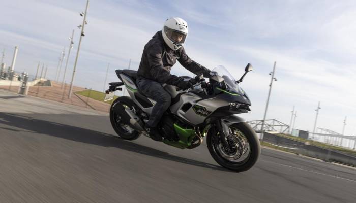 Kawasaki Ninja Hybrid 7, hibridación en las dos ruedas