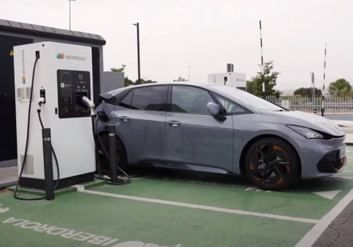 Vídeo: Cómo cargar tu coche eléctrico