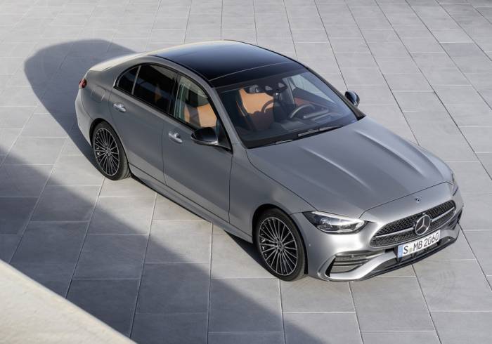 Nuevo Mercedes-Benz Clase C, una berlina compacta que rebosa lujo y tecnología