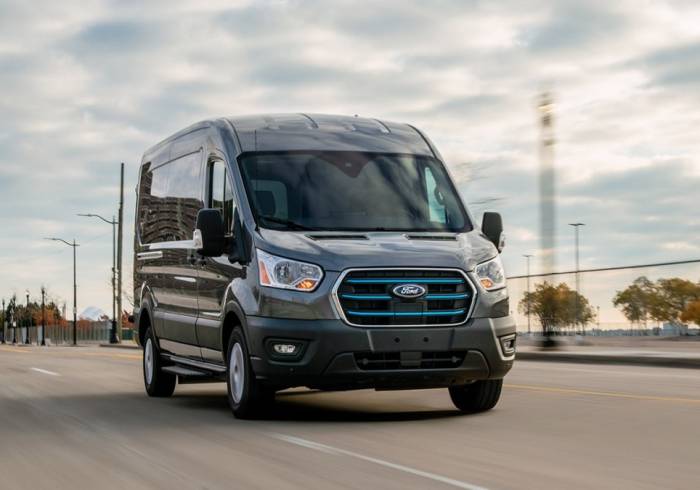 Ford presenta la furgoneta eléctrica E-Transit, que llegará en 2022