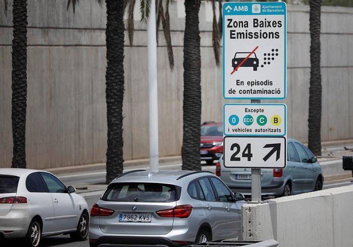 Barcelona triplicará los controles para acceder a la zona de bajas emisiones