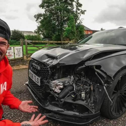 El youtuber que hace magia con coches destrozados