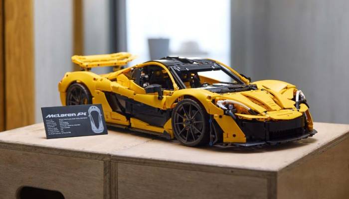 Lego Technic se supera con el icónico McLaren P1 a escala 1:8