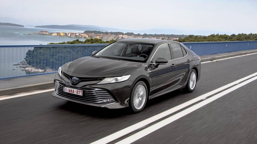 El nuevo Toyota Camry hybrid 2019 llega a España con 218 cv y desde 32.300 euros