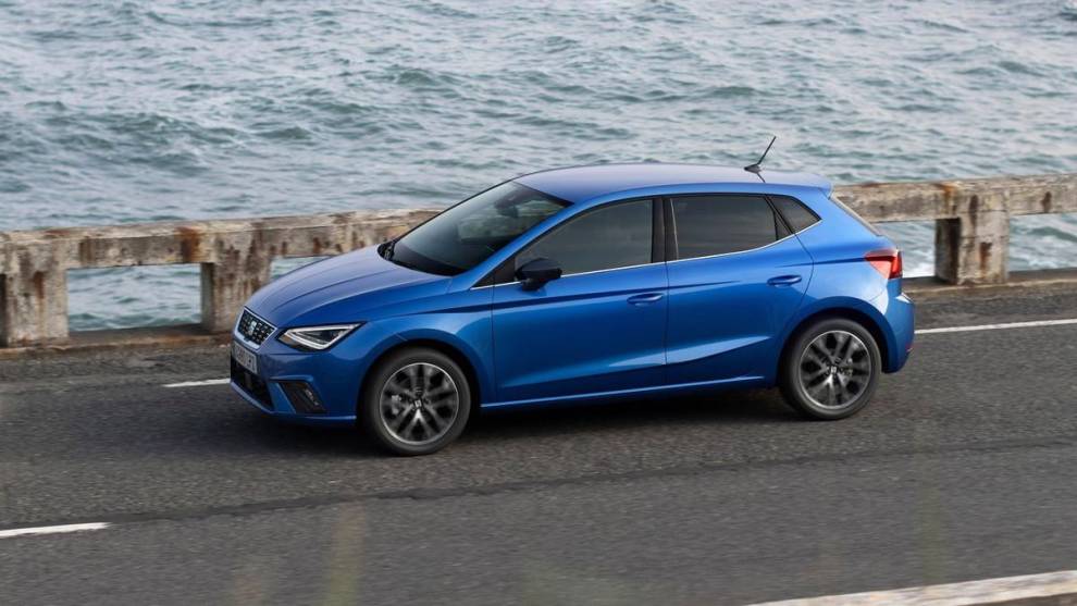 Seat Ibiza, el coche de gasolina más vendido en septiembre en España