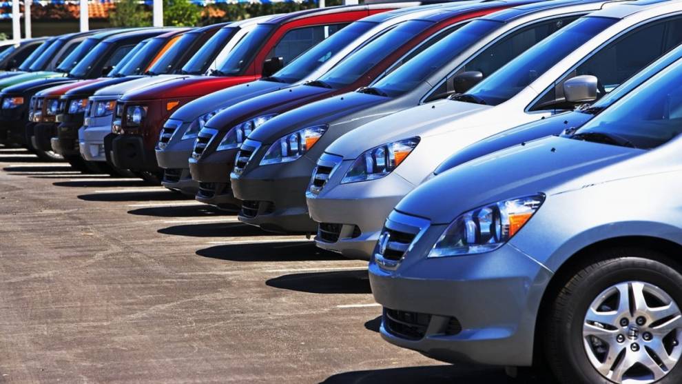 Las ventas de coches eléctricos, híbridos y de gas crecen un 22,7% en junio