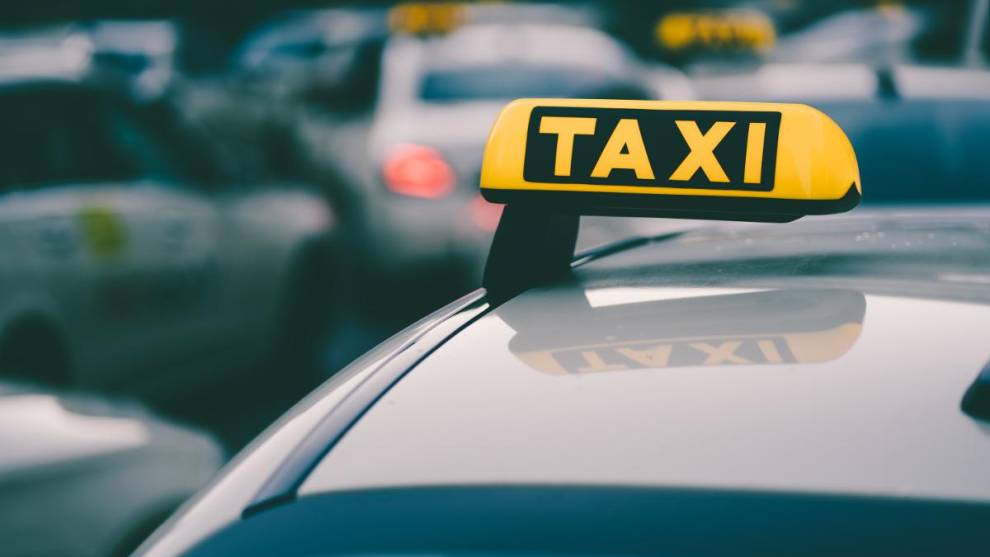 El Gobierno blinda como servicio de interés público al taxi pese el revés de Europa