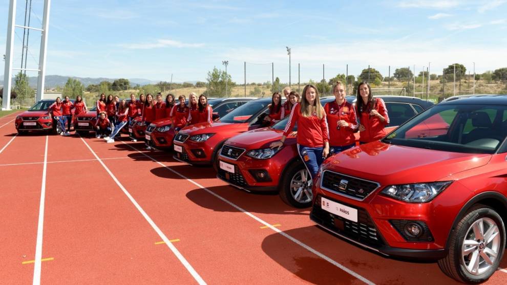 Seat, nuevo vehículo oficial de la Selección Española Femenina de Fútbol