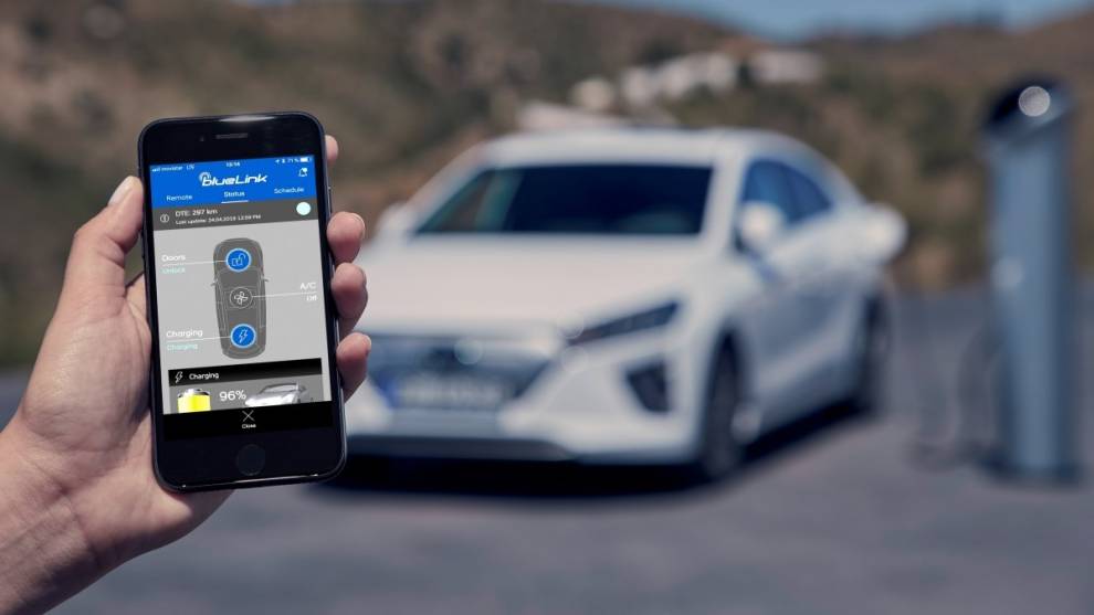 Hyundai conecta su gama a la tecnología Bluelink Connected Car Services