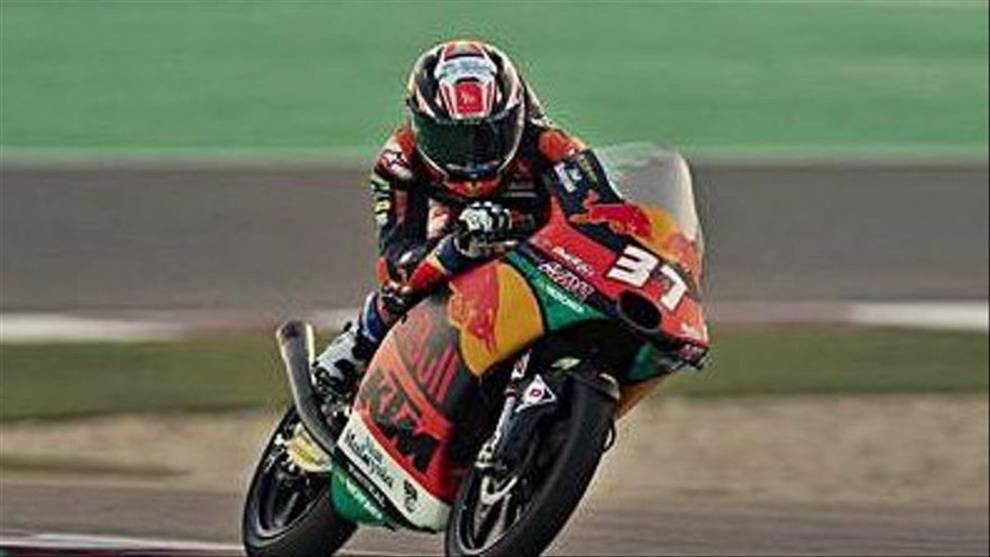 Siete pilotos de Moto3 sancionados por rodar despacio
