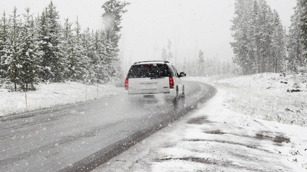 10 trucos y consejos para conducir con nieve