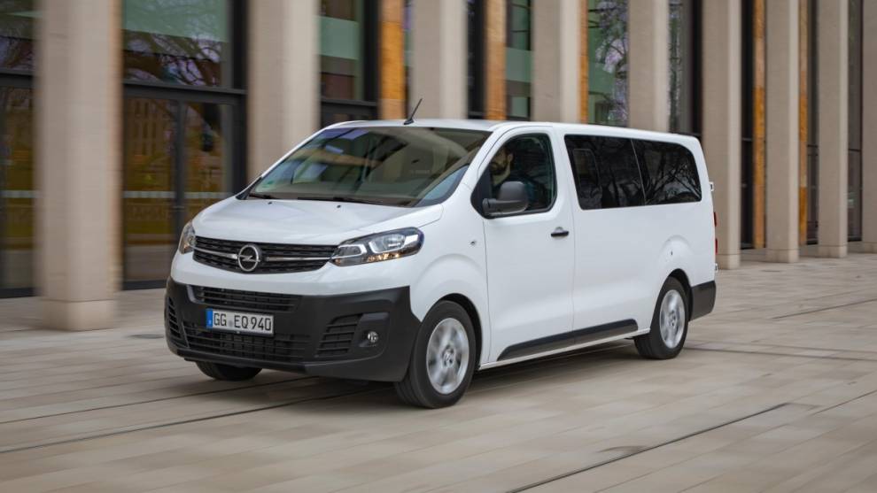 Opel Vivaro Combi 2020: una furgoneta flexible a la venta desde 26.123 euros