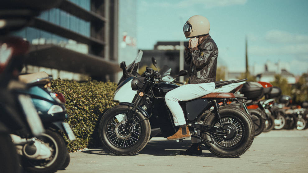 OX Motorcycles traslada la producción de su moto eléctrica OX One a España
