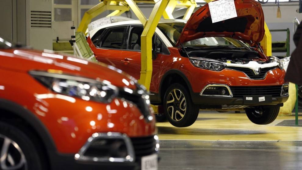 Renault detendrá la producción de sus fábricas en España la próxima semana