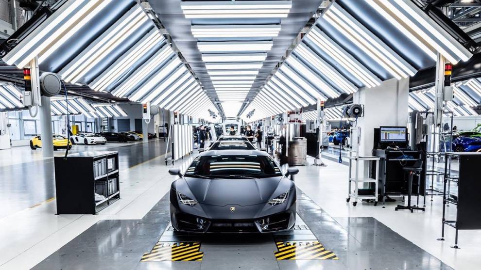 Lamborghini cierra su planta en Italia por el coronavirus