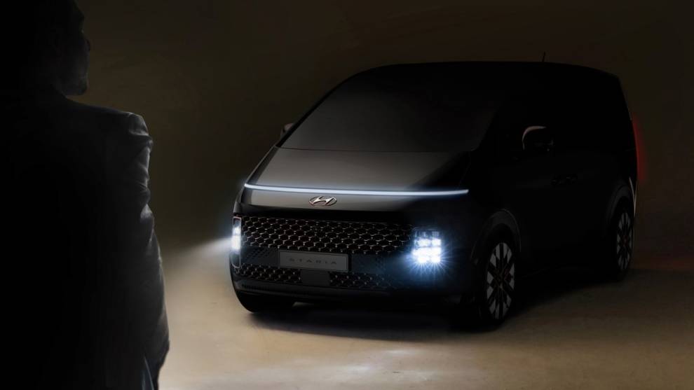 Hyundai Staria: primeras imágenes del nuevo monovolumen futurista de la marca