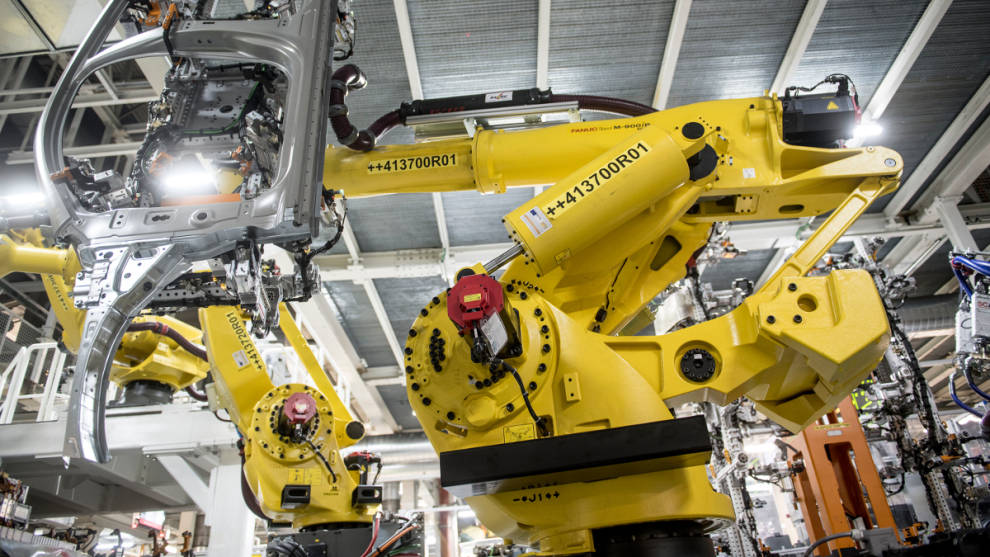 Así es el nuevo robot gigante de la planta de Seat en Martorell