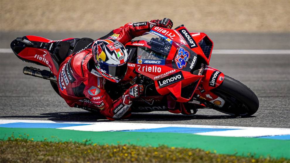 Las Ducati mandan y Miller se lleva la victoria en Jerez