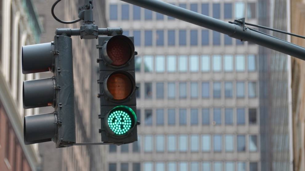 Un proyecto de Seat conecta a los coches con los semáforos