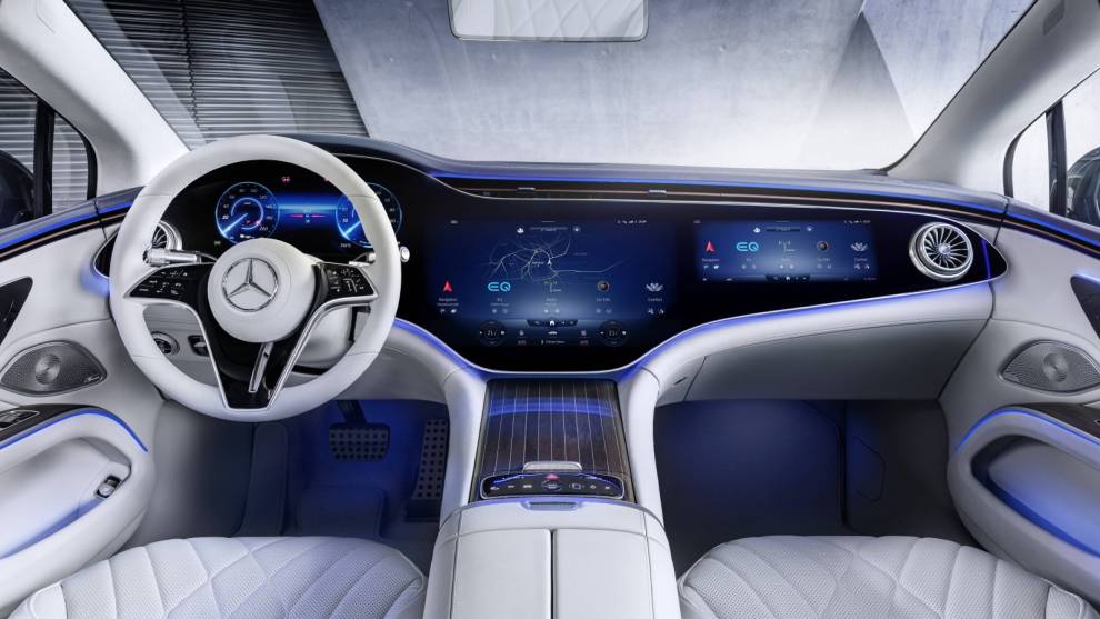 El Mercedes-Benz EQS viene del futuro