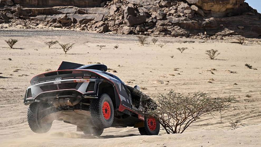 Carlos Sainz firma su segunda victoria con Audi en el Dakar