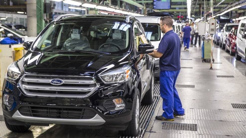 Ford se alía con Volvo para evitar las sanciones europeas