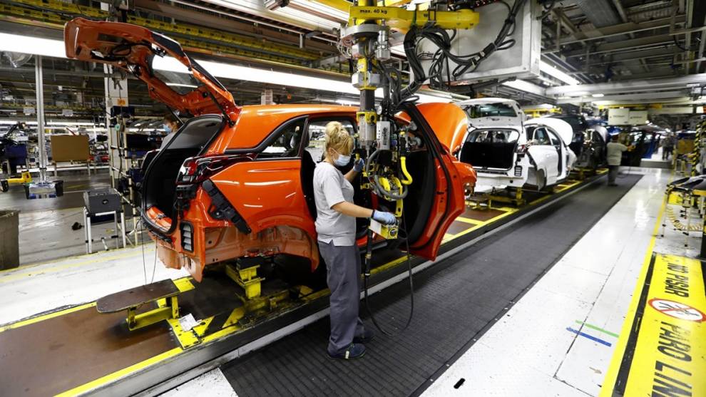 Con el Citroën e-C4, el Grupo PSA ya produce eléctricos en sus tres plantas españolas
