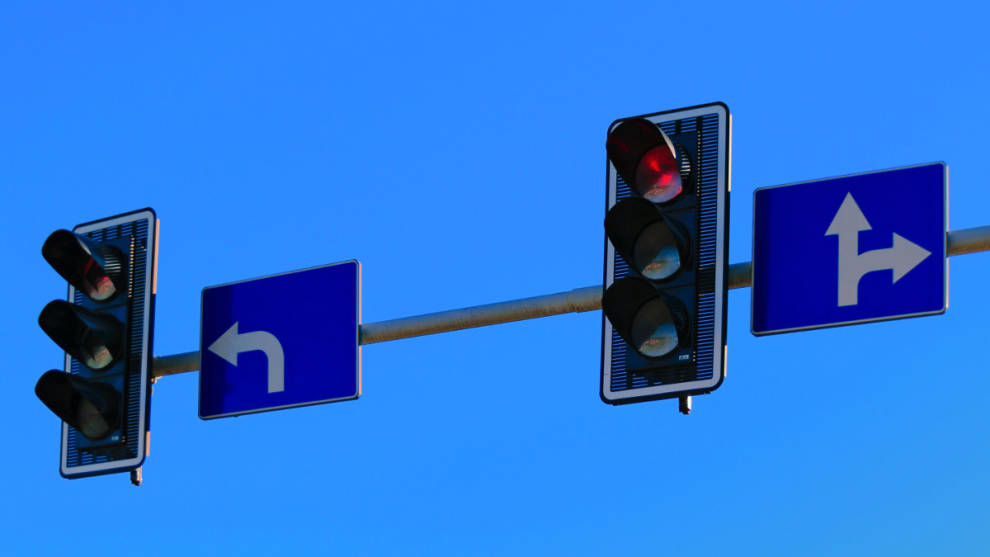 Este es el motivo por el que las señales de la autovía son azules