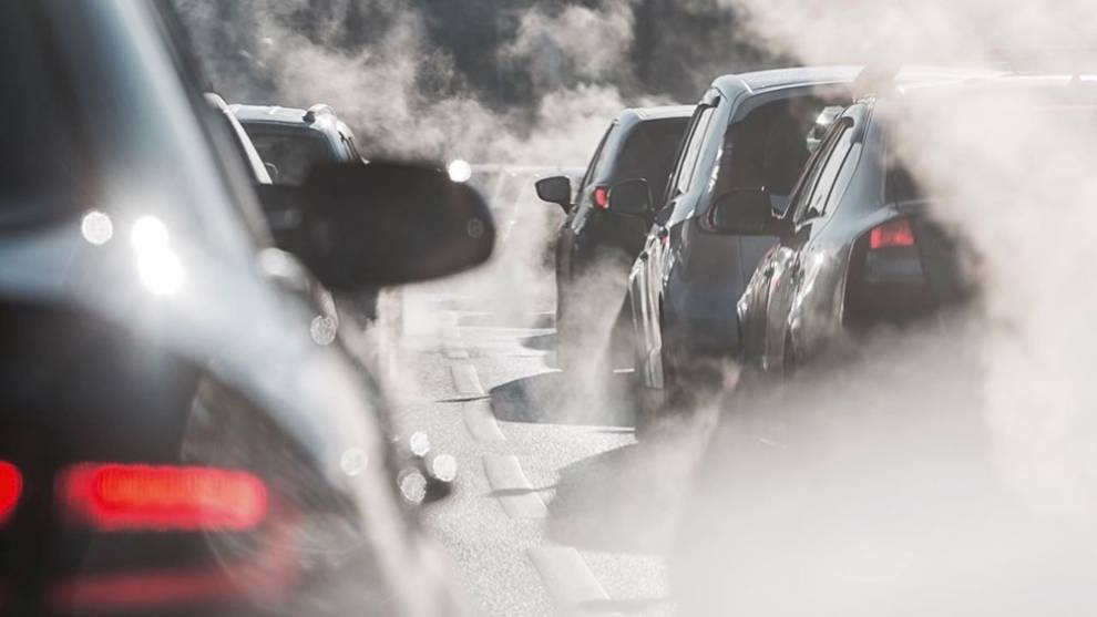 Las emisiones de CO2 de los coches nuevos caen un 4,24% en el primer semestre