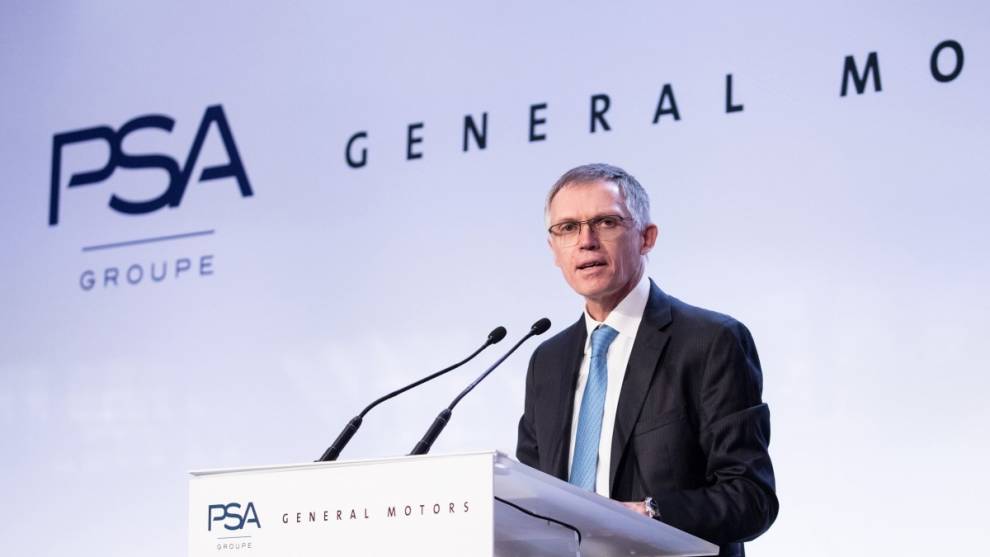 Europa estudia adelantar la fusión de FCA y PSA