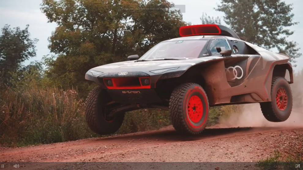 Audi presenta el coche de Sainz para el Dakar