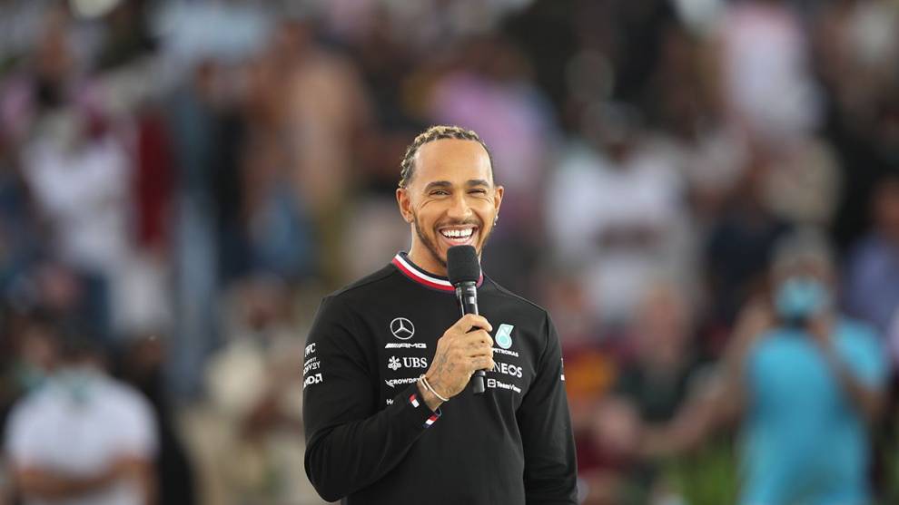 Hamilton revela que se 'cambia' el nombre