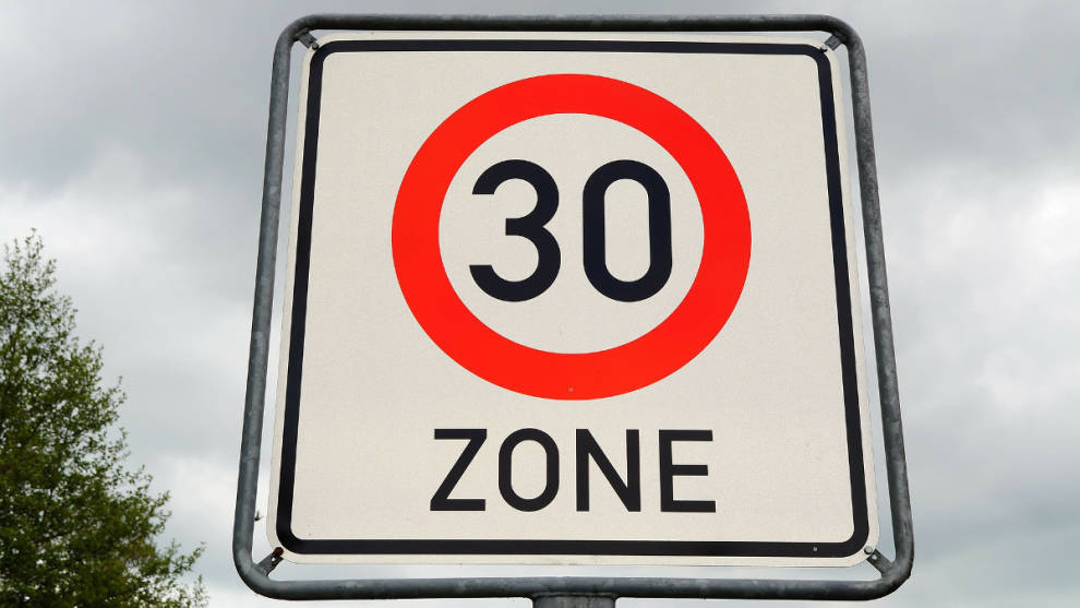 La DGT inicia una campaña de control para vigilar los nuevos límites de velocidad en ciudad