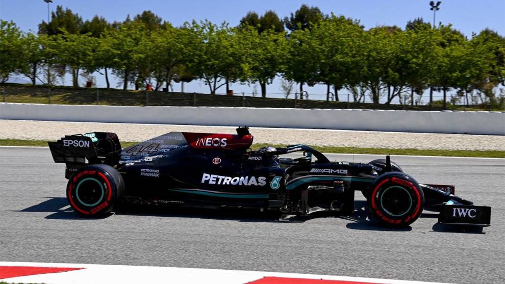 Lewis Hamilton logra su pole número 100 por ¡36 milésimas!