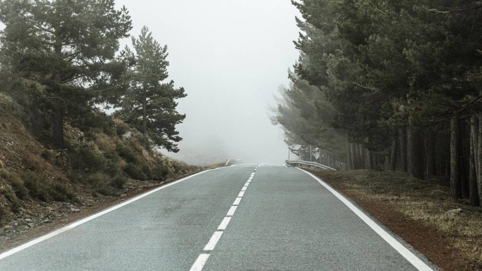 La DGT da una serie de recomendaciones de cara a conducir con niebla