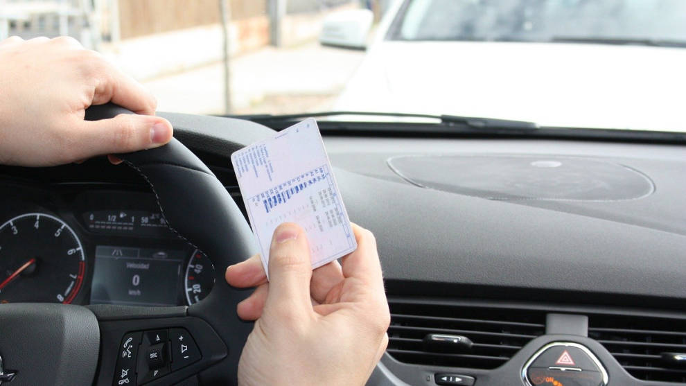 Cómo pedir el carnet provisional de conducir por Internet de forma fácil y rápida