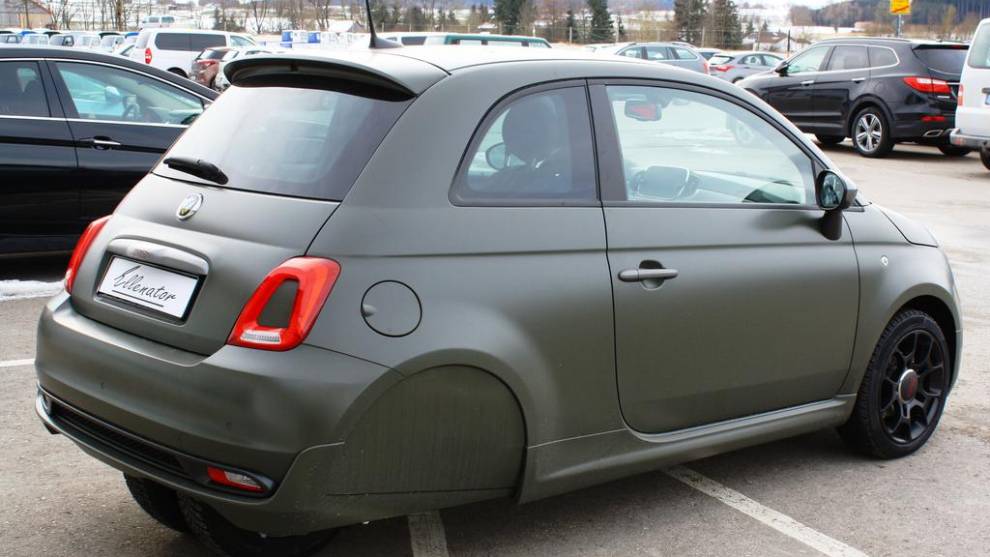 El Fiat 500 que modifica Ellenator en Alemania para que los jóvenes de 16 años puedan conducirlo