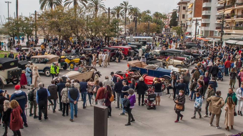 Zona de exposición del Rally Barcelona-Sitges en la localidad del Garraf.