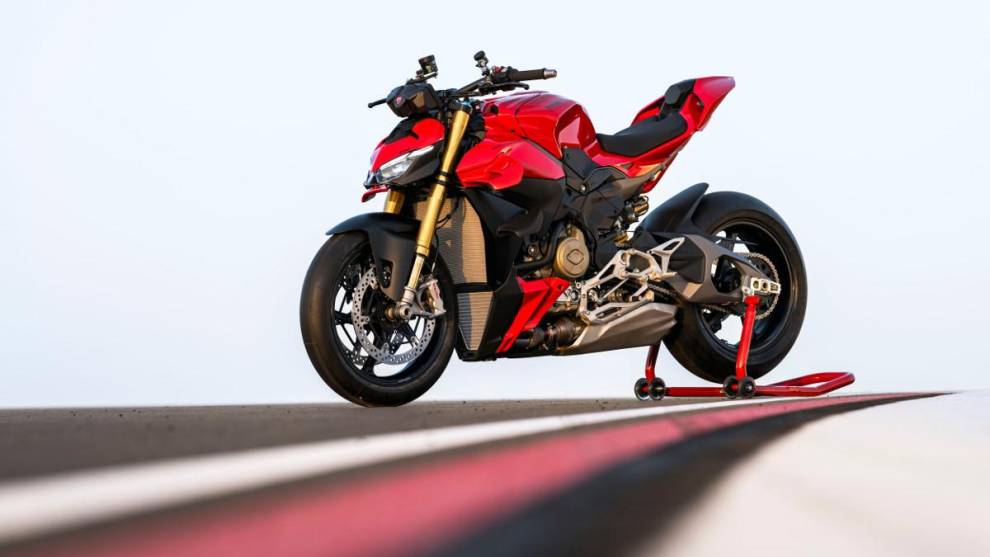 Ducati Streetfighter V4