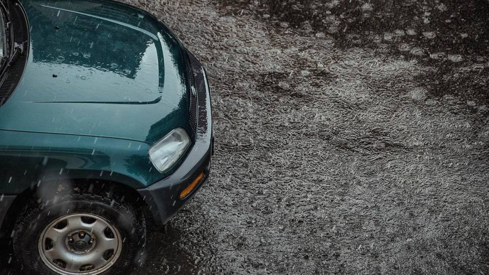 ¿Podría volver a funcionar tu coche si se ha inundado hace poco?