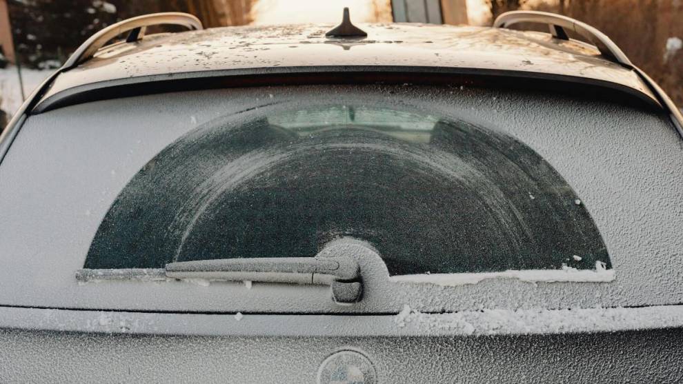 El hielo en los cristales es algo molesto en los meses de invierno